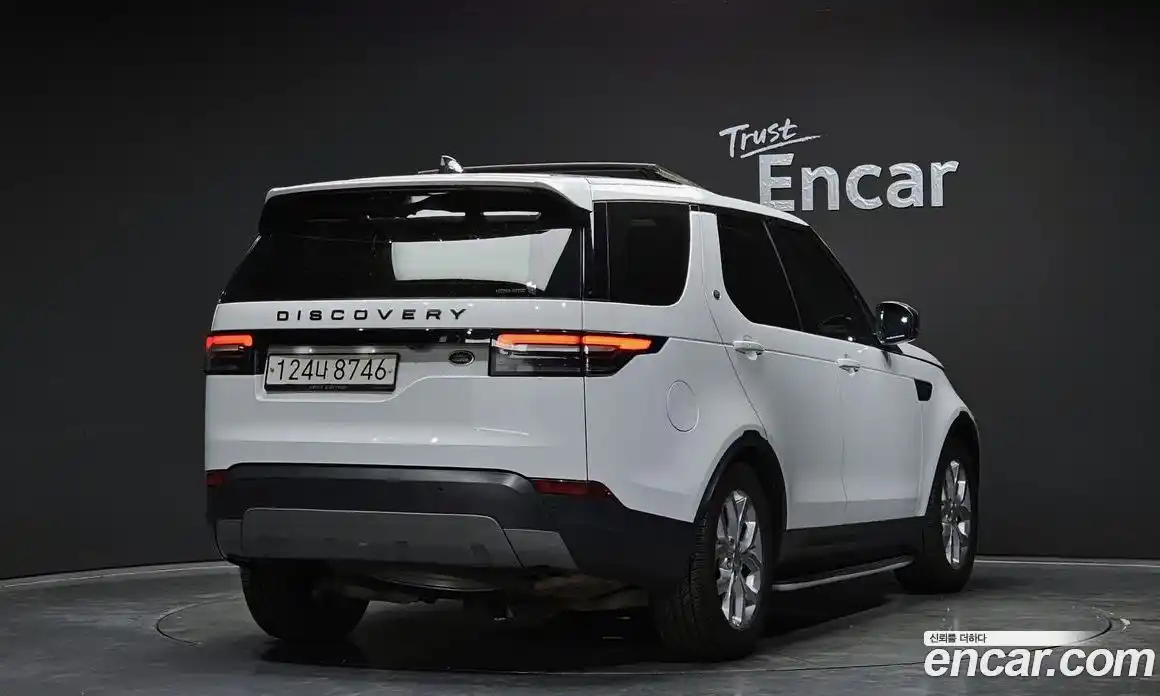 Land Rover Discovery 2018 2.0 Автомат в Москве № 166352, фото 7