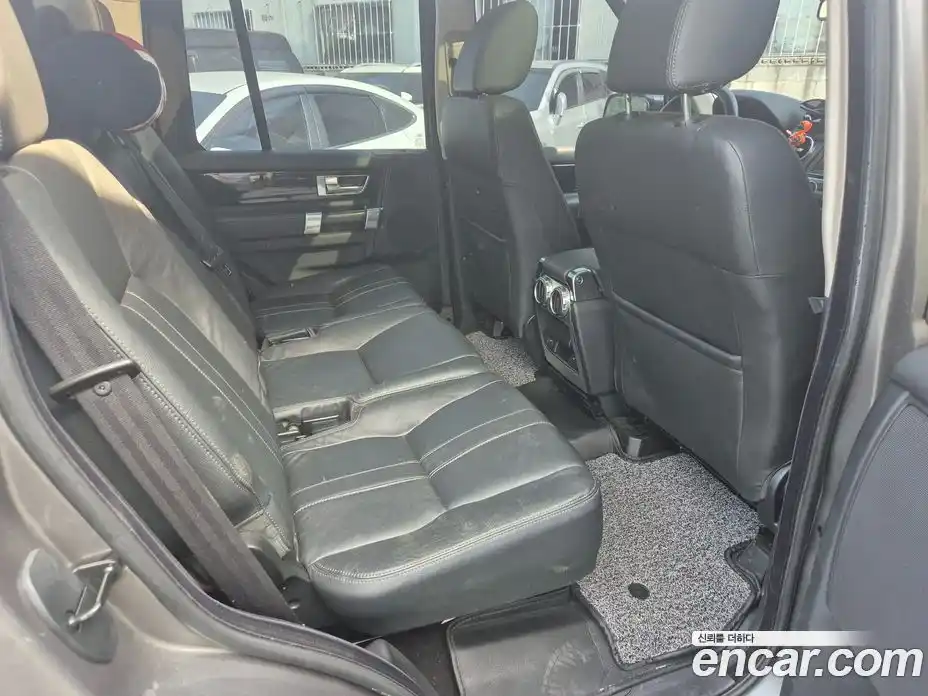 Land Rover Discovery 2010 2.7 Автомат в Москве № 166920, фото 11