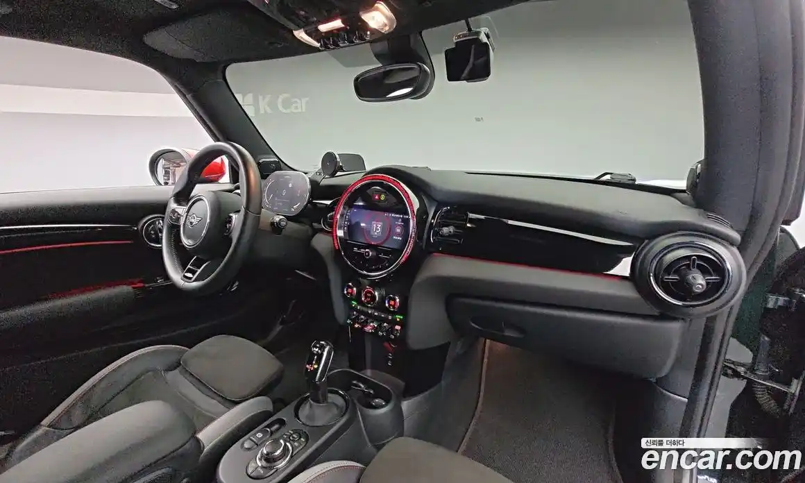 Mini Cooper 2023 2.0 Автомат в Москве № 167462, фото 11