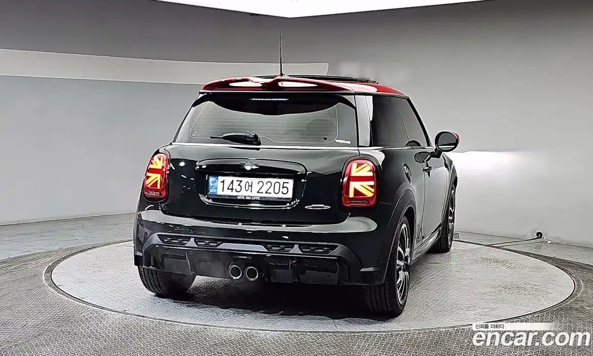 Mini Cooper 2023 2.0 Автомат в Москве № 167462, фото 3