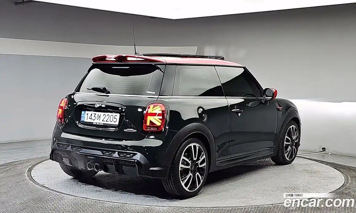 Mini Cooper 2023 2.0 Автомат в Москве № 167462, фото 4