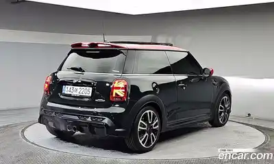 Mini Cooper 2023 2.0 Автомат в Москве № 167462, миниатюра 4