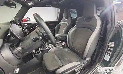 Mini Cooper 2023 2.0 Автомат в Москве № 167462, миниатюра 9