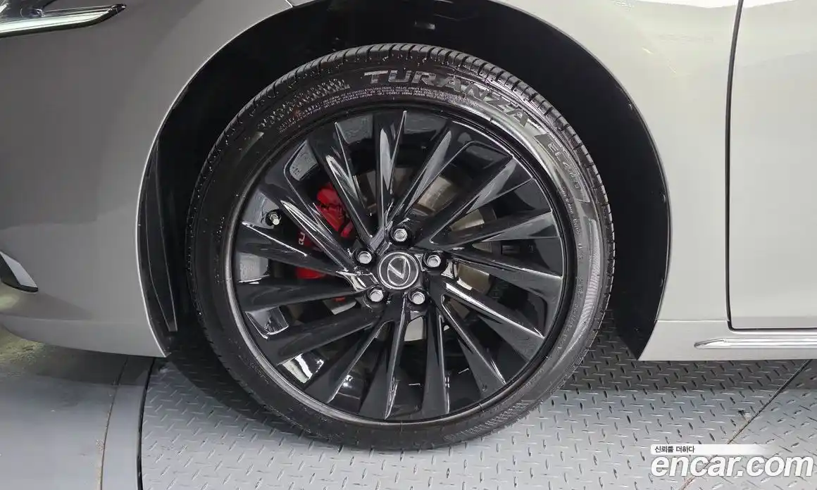 Lexus ES 2026 2.5 Автомат в Москве № 168038, фото 17