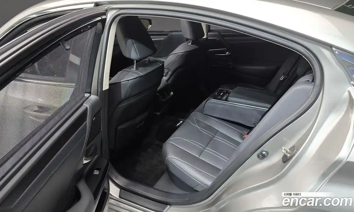 Lexus ES 2026 2.5 Автомат в Москве № 168038, фото 18