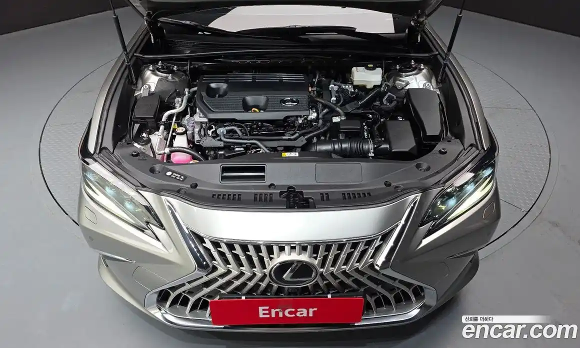 Lexus ES 2026 2.5 Автомат в Москве № 168038, фото 8