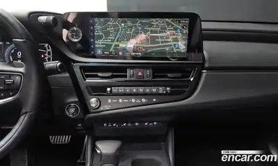 Lexus ES 2026 2.5 Автомат в Москве № 168038, миниатюра 9