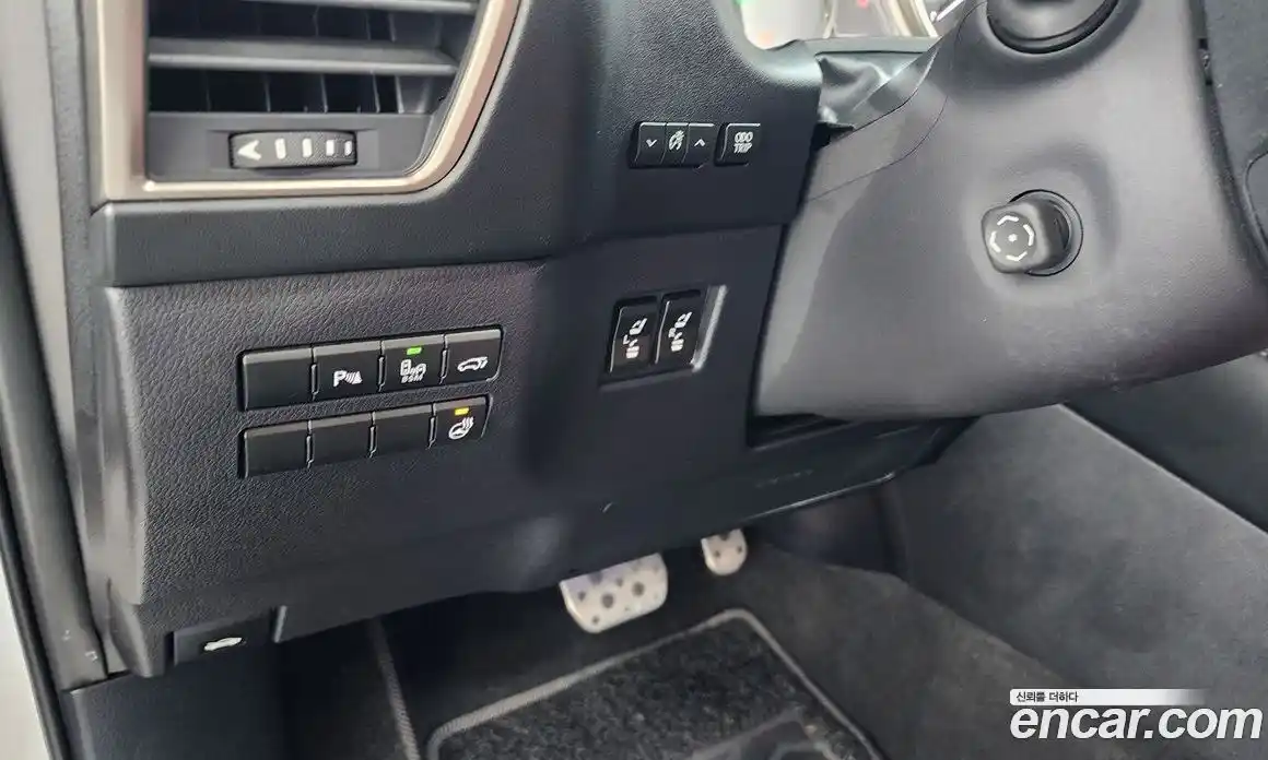 Lexus NX 2016 2.5 Автомат в Москве № 168229, фото 14