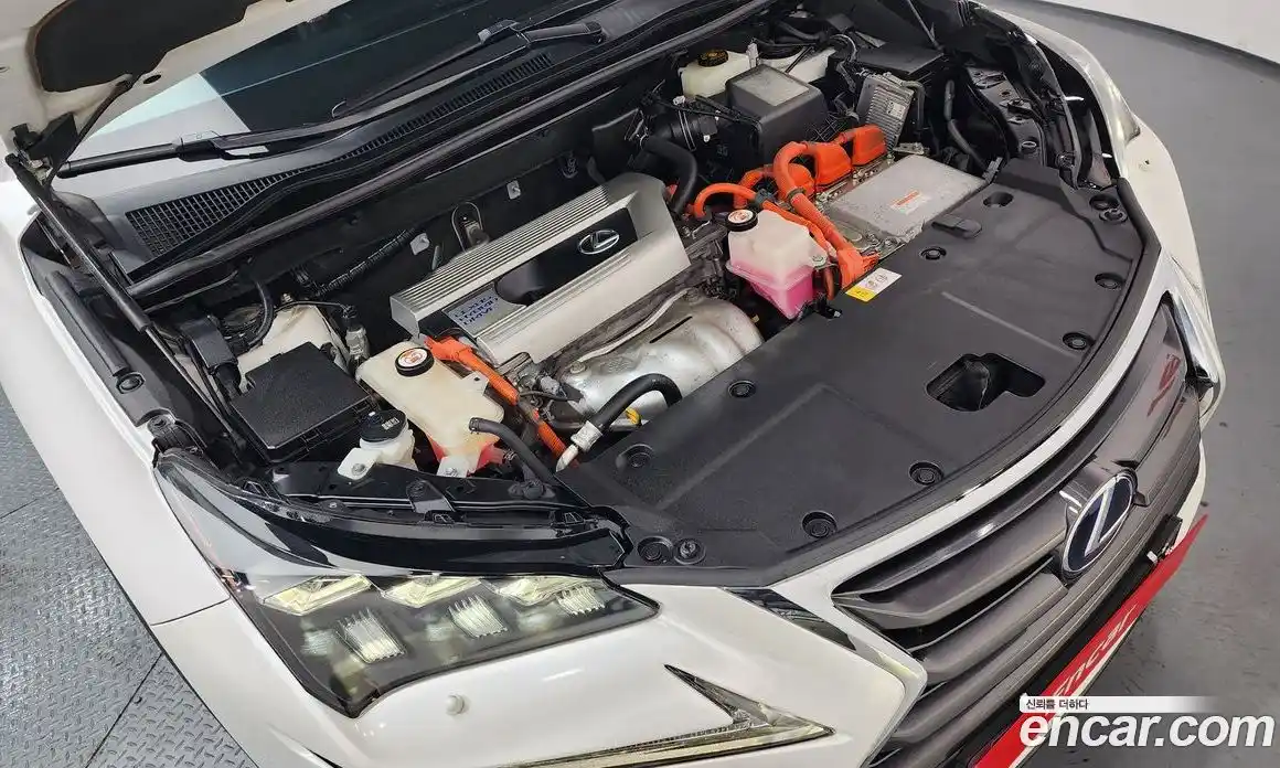 Lexus NX 2016 2.5 Автомат в Москве № 168229, фото 6