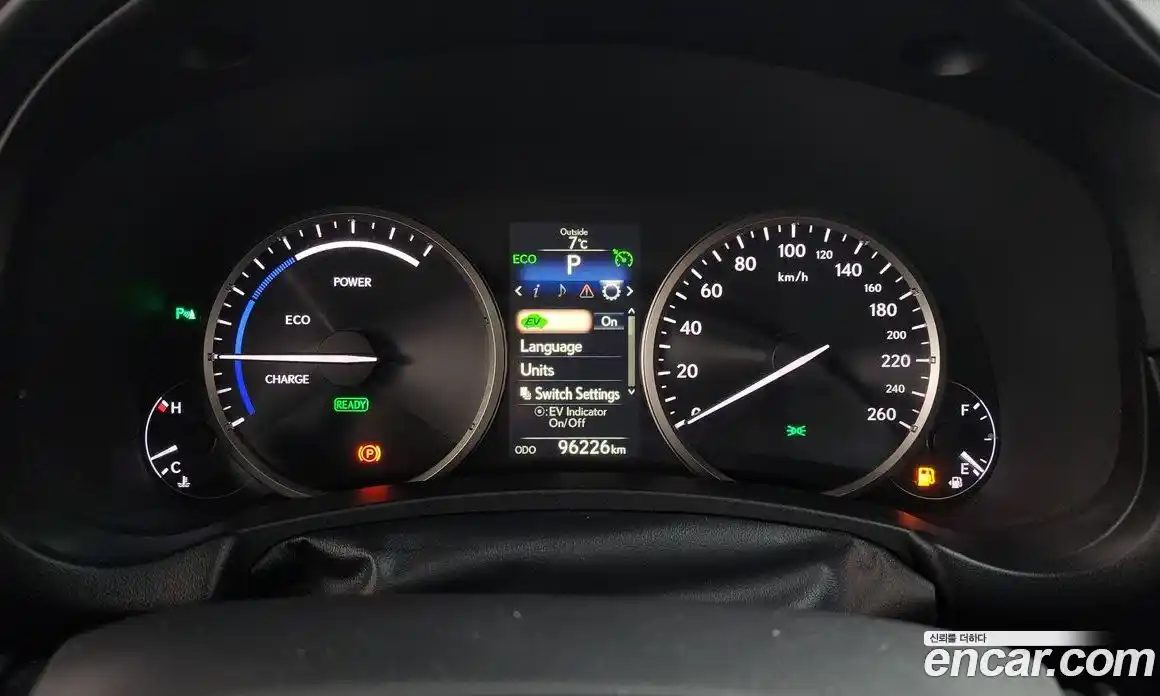 Lexus NX 2016 2.5 Автомат в Москве № 168229, фото 8