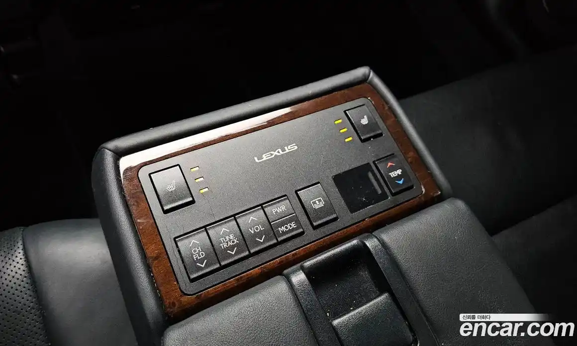 Lexus ES 2015 2.5 Автомат в Москве № 168274, фото 7