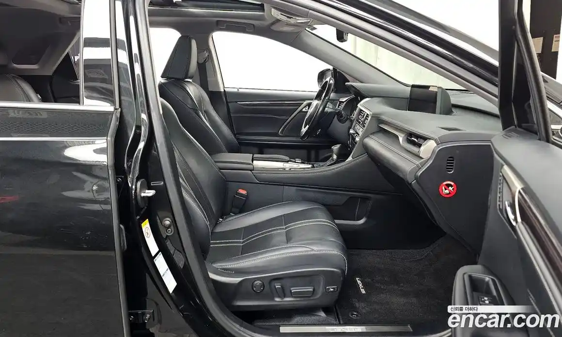 Lexus RX 2019 3.5 Автомат в Москве № 168290, фото 11