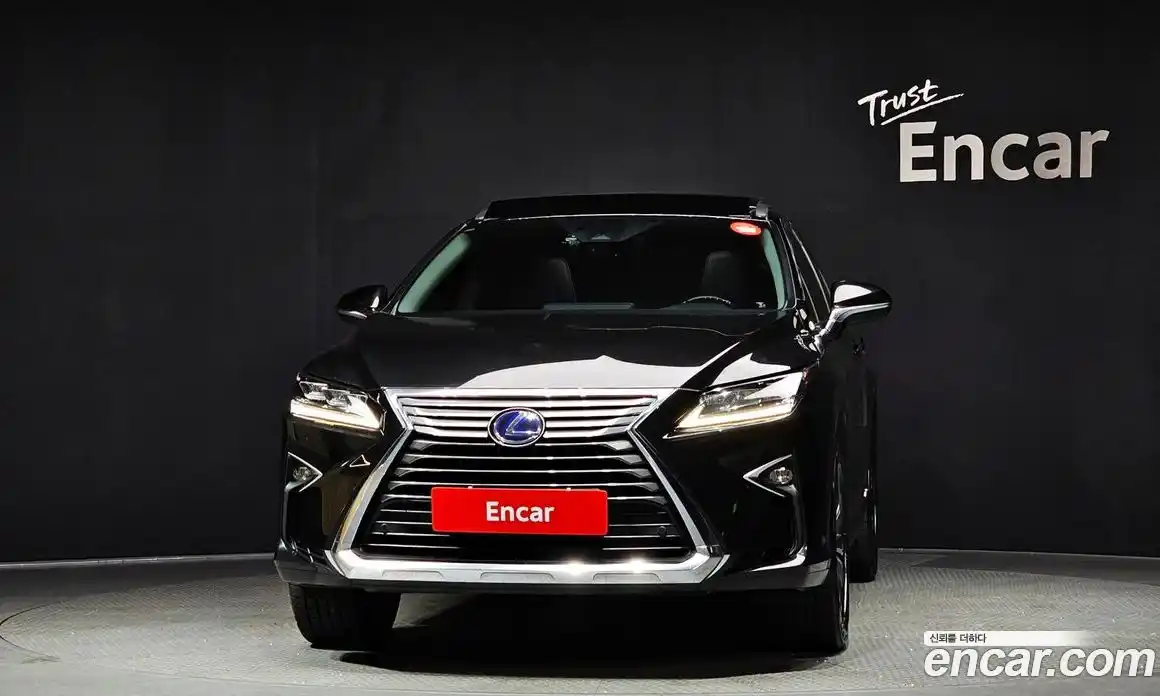 Lexus RX 2019 3.5 Автомат в Москве № 168290, фото 3