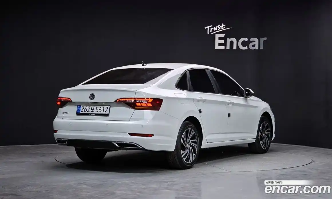 Volkswagen Jetta 2021 1.4 Автомат в Москве № 168457, фото 3