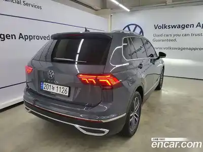 Volkswagen Tiguan 2023 2.0 Автомат в Москве № 169155, миниатюра 2