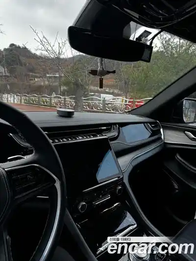 Jeep Cherokee 2022 3.6 Автомат в Москве № 169963, миниатюра 11