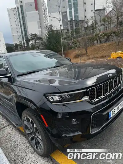 Jeep Cherokee 2022 3.6 Автомат в Москве № 169963, миниатюра 2