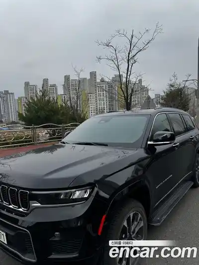 Jeep Cherokee 2022 3.6 Автомат в Москве № 169963, миниатюра 3