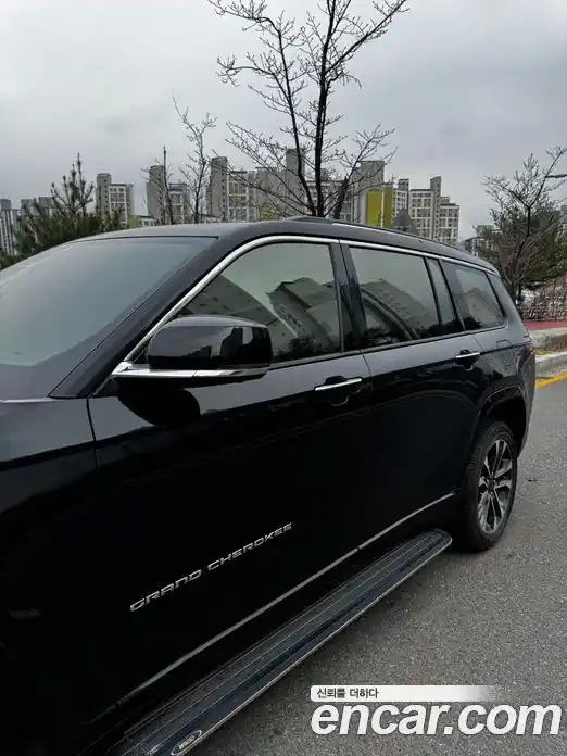 Jeep Cherokee 2022 3.6 Автомат в Москве № 169963, фото 4