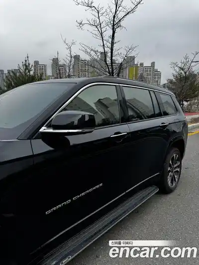 Jeep Cherokee 2022 3.6 Автомат в Москве № 169963, миниатюра 4