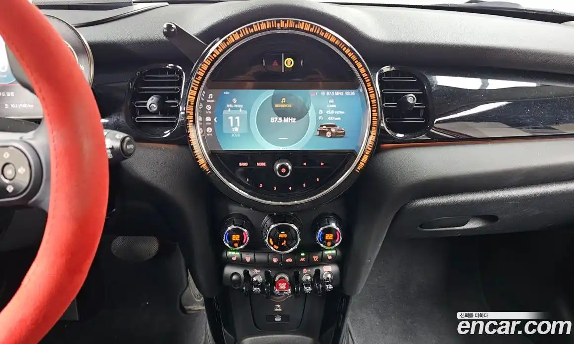 Mini Cooper 2023 1.5 Автомат в Москве № 171217, фото 18