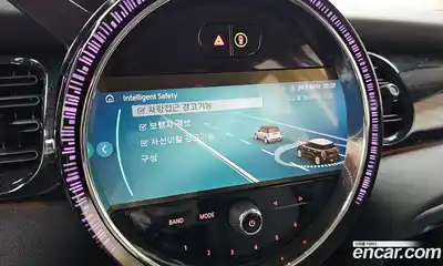 Mini Cooper 2023 1.5 Автомат в Москве № 171217, миниатюра 7