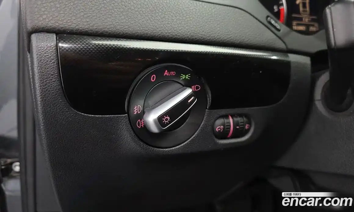 Volkswagen Jetta 2014 1.6 Автомат в Москве № 176215, фото 19