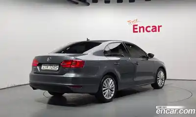 Volkswagen Jetta 2014 1.6 Автомат в Москве № 176215, миниатюра 3