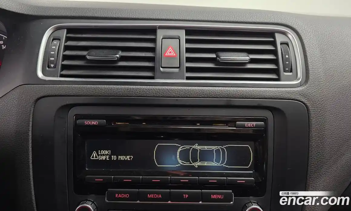 Volkswagen Jetta 2014 1.6 Автомат в Москве № 176215, фото 6