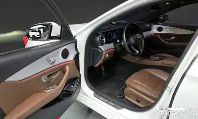 Mercedes-Benz E-Class 2021 2.0 Автомат в Москве № 178852, миниатюра 9