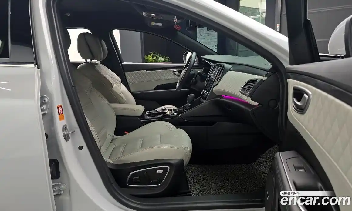 Renault SM6 2020 2.0 Автомат в Москве № 179913, фото 9