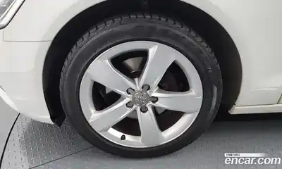 Audi A6 2015 2.0 Автомат в Москве № 179963, миниатюра 12