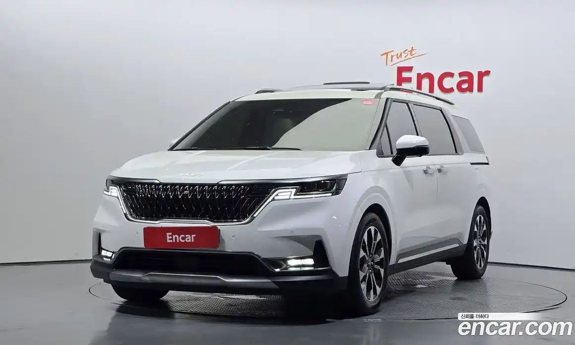 Kia Canival 2023 2.2 Автомат в Москве № 18452, фото 15