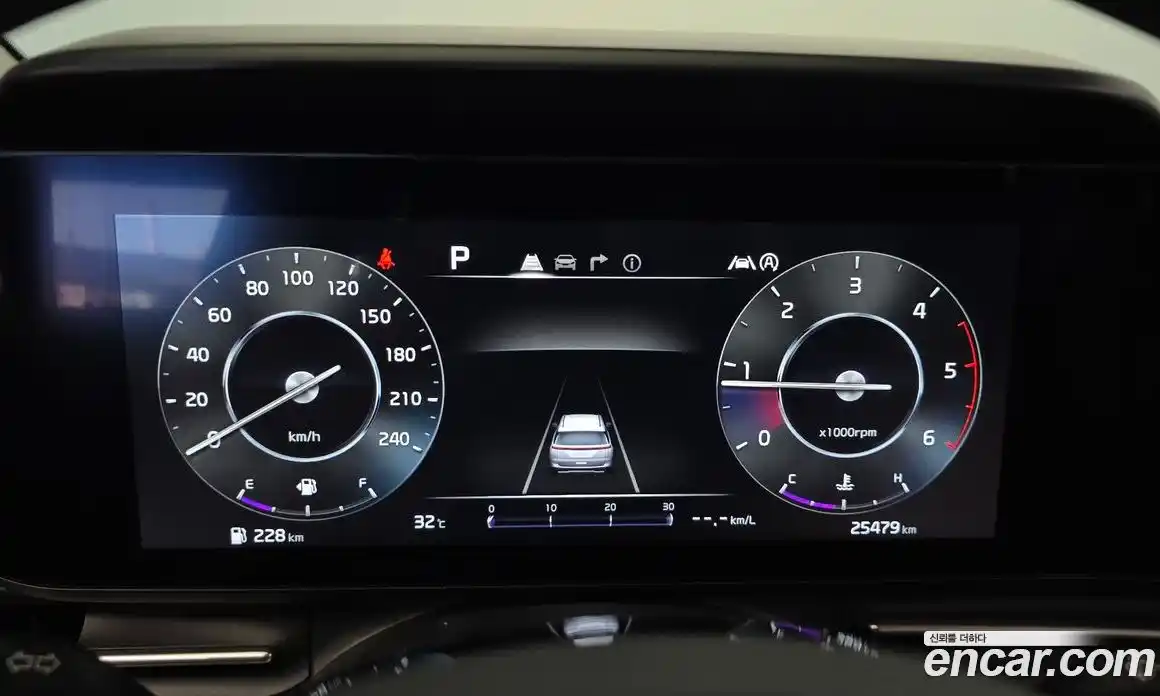 Kia Canival 2023 2.2 Автомат в Москве № 18452, фото 4