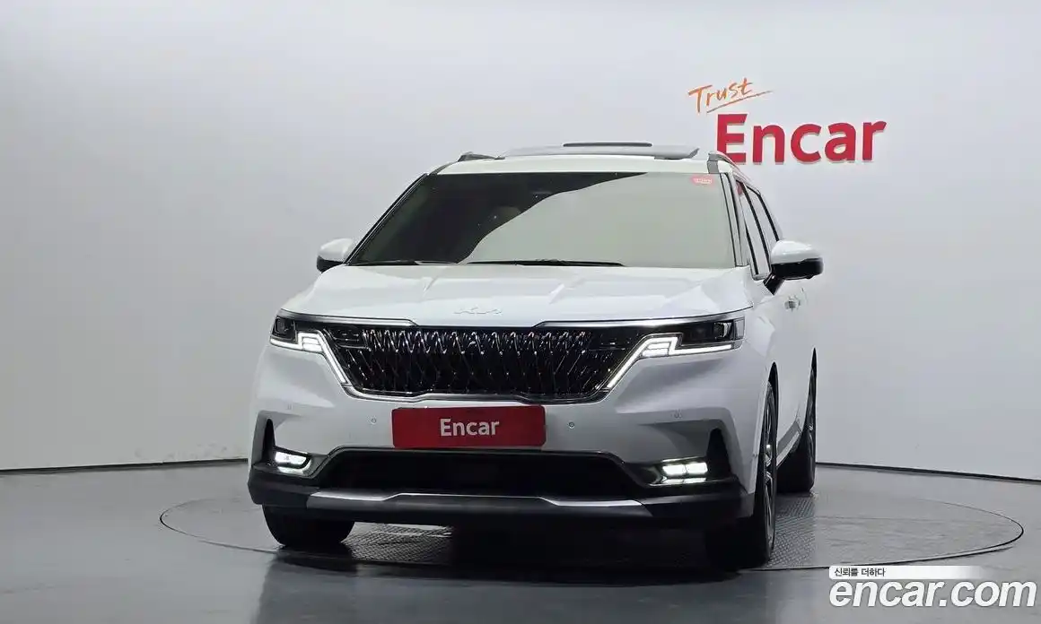 Kia Canival 2023 2.2 Автомат в Москве № 18452, фото 8