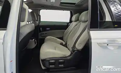 Kia Canival 2023 2.2 Автомат в Москве № 18452, миниатюра 10