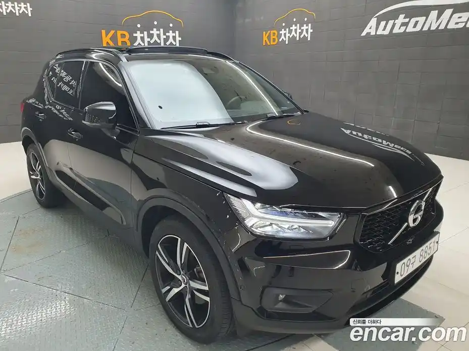 Volvo XC40 2019 2.0 Автомат в Москве № 189986, фото 1