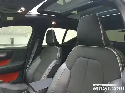 Volvo XC40 2019 2.0 Автомат в Москве № 189986, миниатюра 10