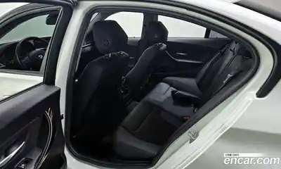 BMW 3-Series 2018 2.0 Автомат в Москве № 191287, миниатюра 8