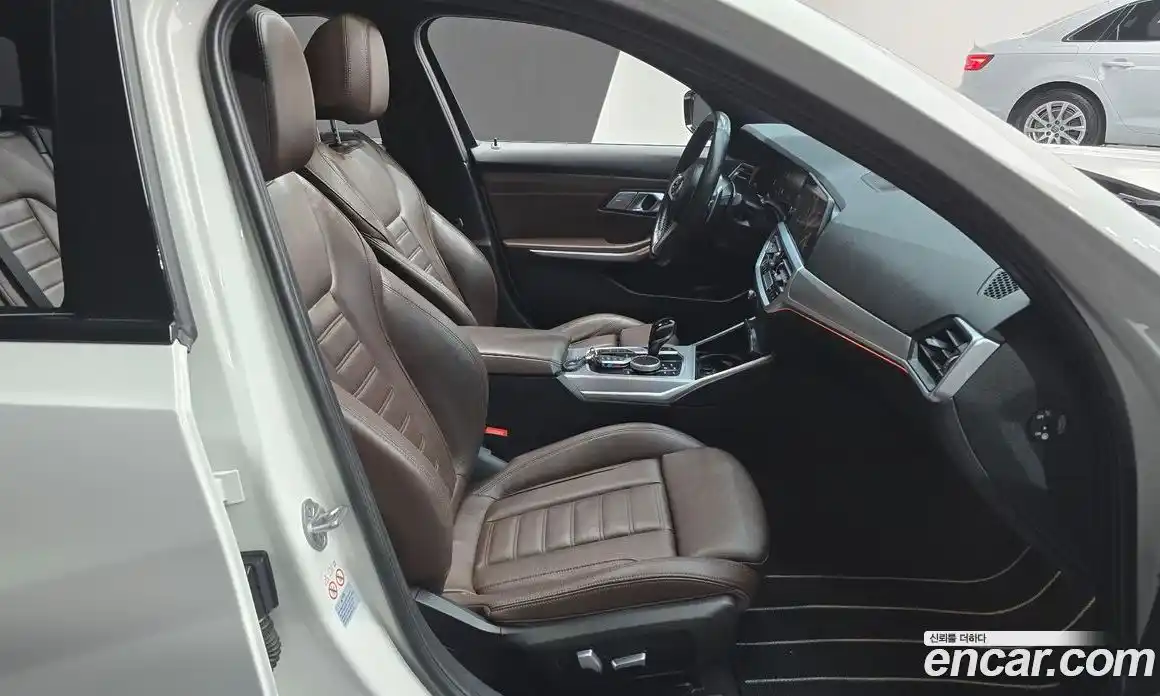 BMW 3-Series 2022 2.0 Автомат в Москве № 192694, фото 20