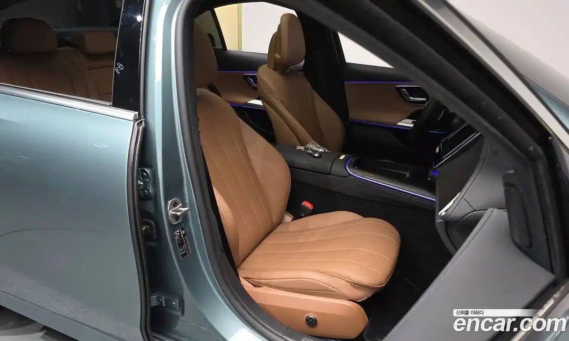 Mercedes-Benz E-Class 2025 2.0 Автомат в Москве № 193941, фото 12