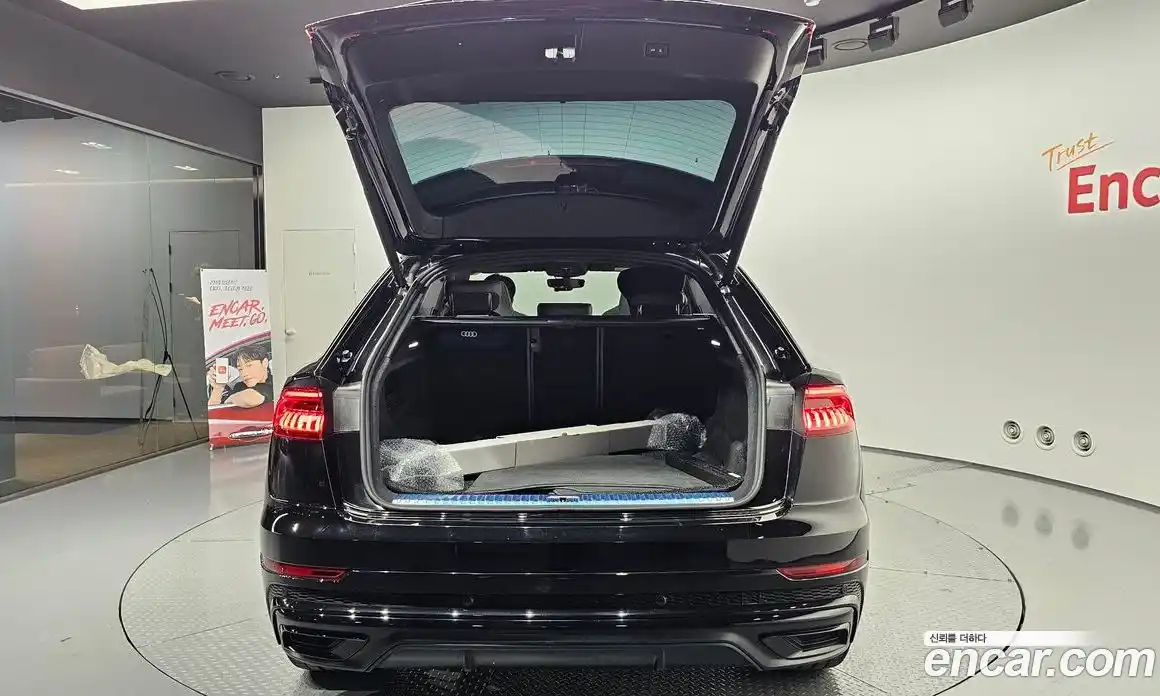 Audi Q8 2023 3.0 Автомат в Москве № 196125, фото 20