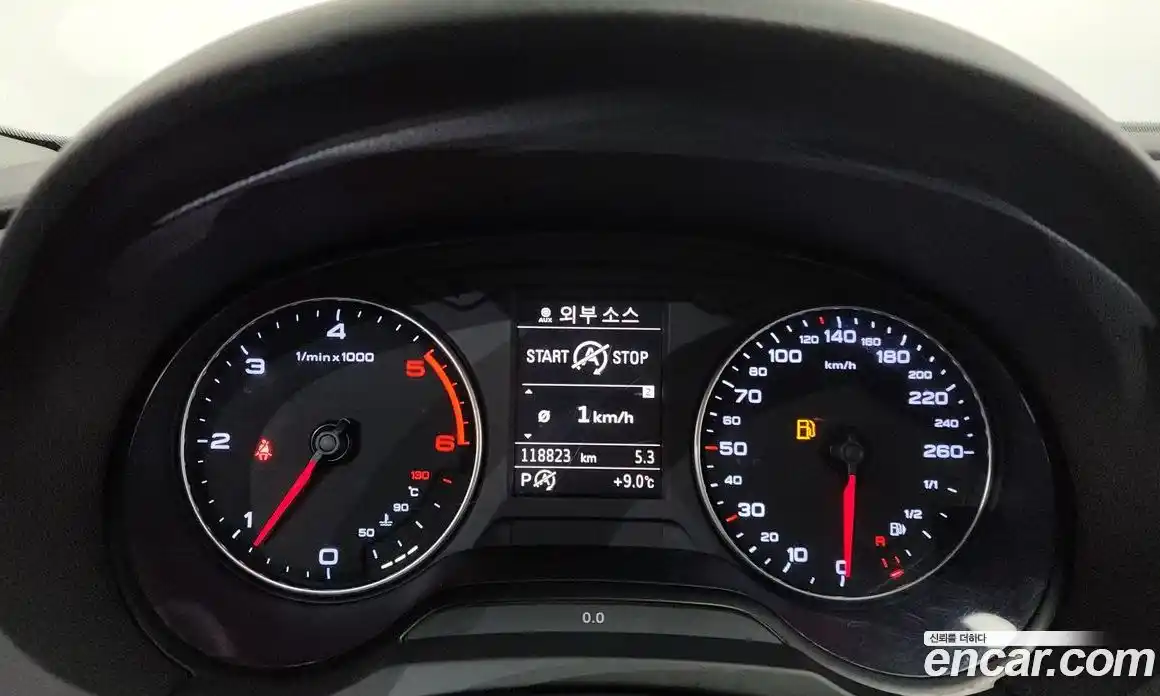 Audi A3 2015 1.6 Автомат в Москве № 196604, фото 8