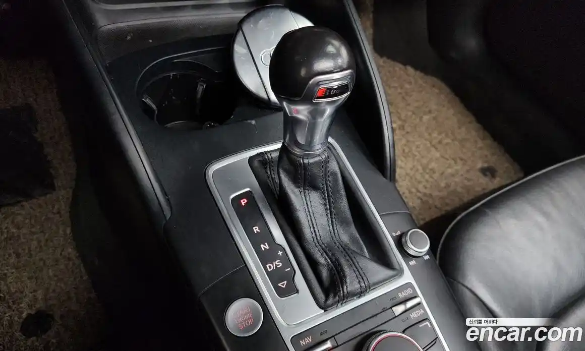 Audi A3 2015 1.6 Автомат в Москве № 196604, фото 9