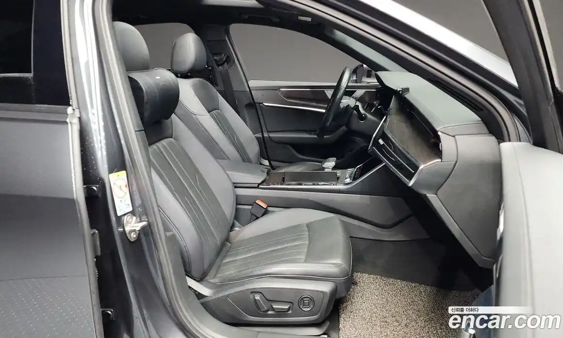 Audi A6 2020 2.0 Автомат в Москве № 196613, фото 12