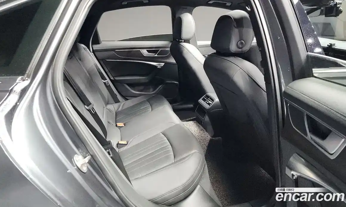 Audi A6 2020 2.0 Автомат в Москве № 196613, фото 13