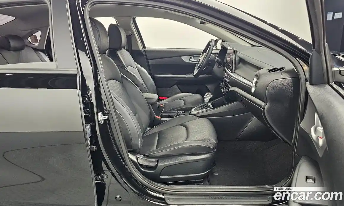 Kia K3 2022 1.6 Автомат в Москве № 19675, фото 19