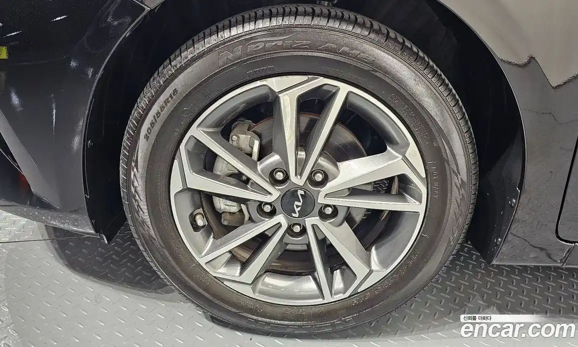 Kia K3 2022 1.6 Автомат в Москве № 19675, фото 7