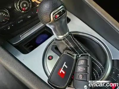 Audi TT 2008 2.0 Автомат в Москве № 196874, миниатюра 11