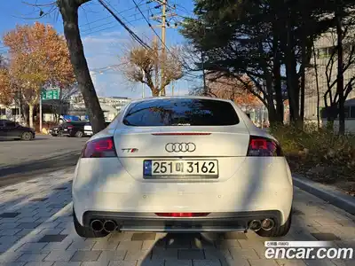 Audi TT 2008 2.0 Автомат в Москве № 196874, миниатюра 6